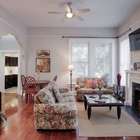 Appartamento 420Waldburg A - Modern Apt With Southern Charm Blocks From Forsyth Savannah Esterno foto
