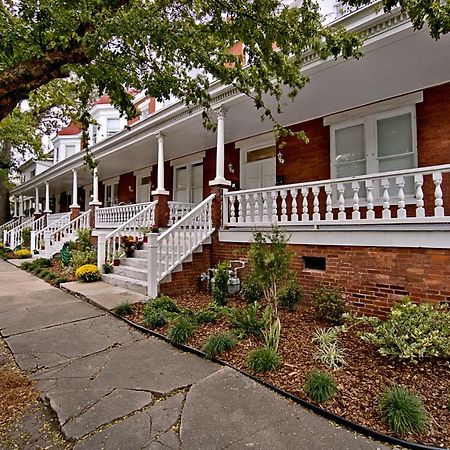 Appartamento 420Waldburg A - Modern Apt With Southern Charm Blocks From Forsyth Savannah Esterno foto