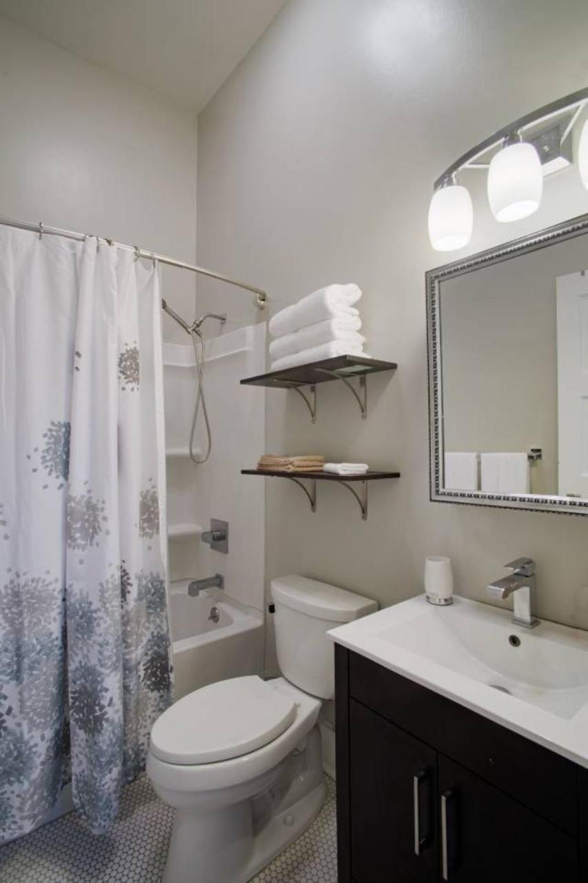 Appartamento 420Waldburg A - Modern Apt With Southern Charm Blocks From Forsyth Savannah Esterno foto